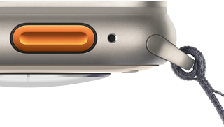 Un Apple Watch Ultra 2 muestra el Botón de Acción y la robusta caja de titanio